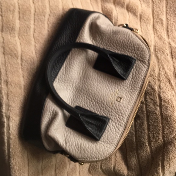 Mini Kate Spade Tote - Picture 2 of 4